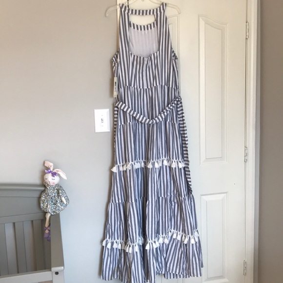 Eliza J Dresses & Skirts - Eliza J plus size 22W grey & white stripes dress